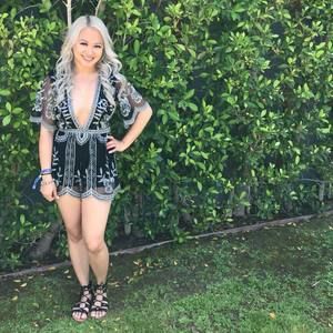 Meet your Posher, Lynda